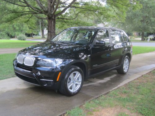 2011 bmw x5 xdrive35d,panoramic roof, cold weather package, super nice!!!