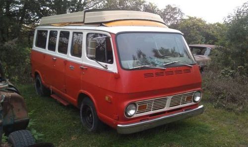 1968 chevy sportvan 108