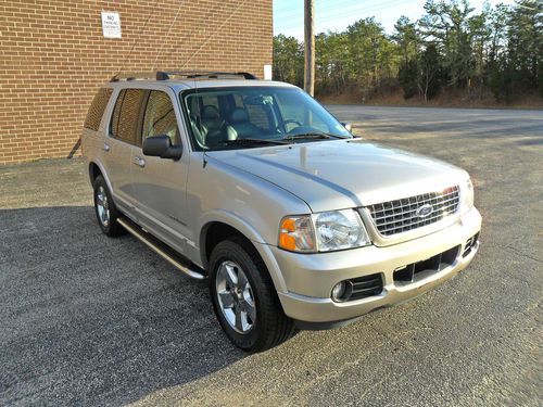 2005 ford explorer limited ***loaded***4wd***showroom condition***serviced***