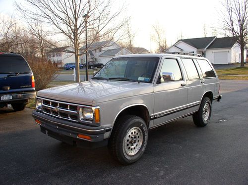 1994 chevy s10 blazer 4x4, ec, loaded, low miles