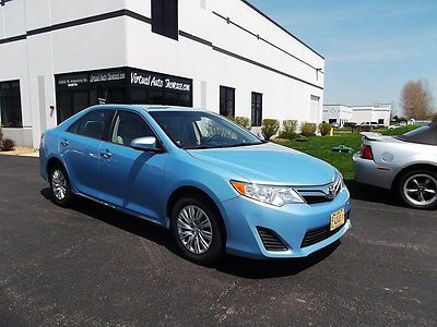 2012 camry le 6.1 inch display bluetooth pwr drivers seat factory warranty