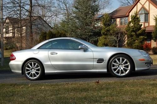 Low miles 2007 mercedes benz sl 550 awesome condition
