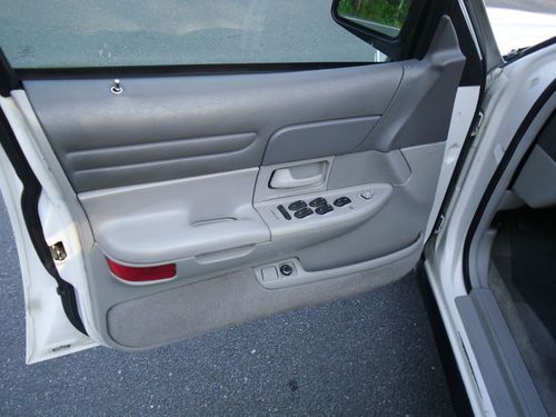 Cheap Cars Nj >> Find used 1996 Ford Crown Victoria 88k Clean Title Crown Vic Police Interceptor NJ Cheap in ... Cheap Cars Nj >> Find used 1996 Ford Crown Victoria 88k Clean Title Crown Vic Police Interceptor NJ Cheap in ...