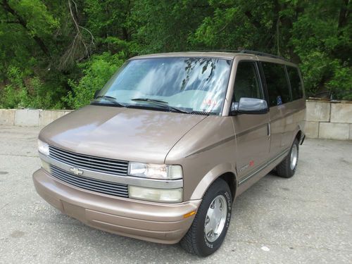 1999 chevy astro awd, 8 passenger mini van, reliable, many options, inspected