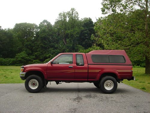 Toyota ext.cab 4x4 truck manual shift 22re engine -like tacoma-no reserve
