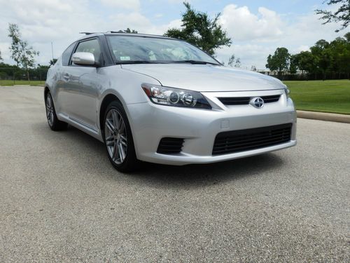 2013 scion tc. 4k miles. 6-speed automatic. spoiler. sunroof. free shipping.