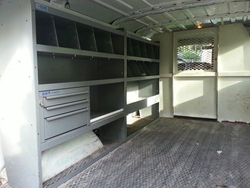 Dodge ram 2500 cargo van 5.2 - with shelving