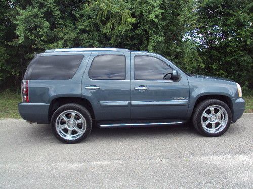 07 denali 1 owner extra clean 22" pro comp extremes with new goodyear forteras