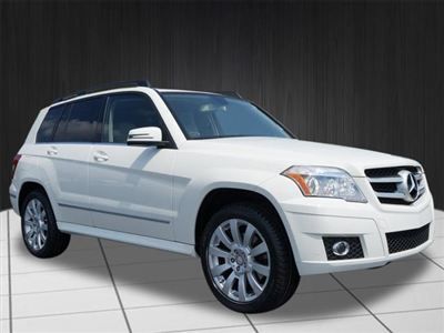 White tan black rwd one owner clean history suv automatic warranty we finance