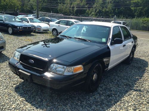 2008 ford crown victoria p 71 police interceptor, low reserve!