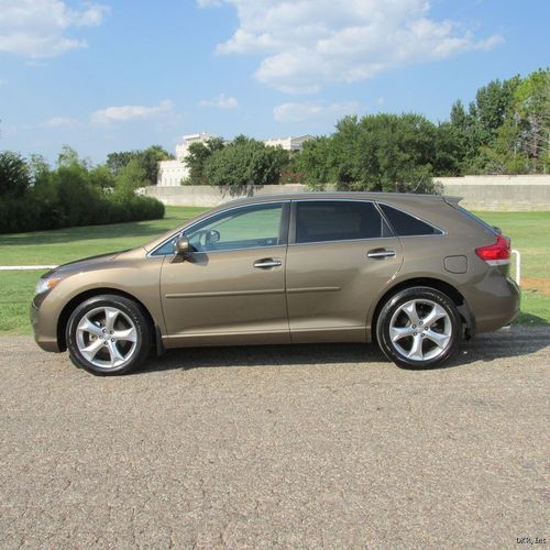09 venza 3.5l v6 fwd htd leather seats 20" alloy wheels 1-owner immac