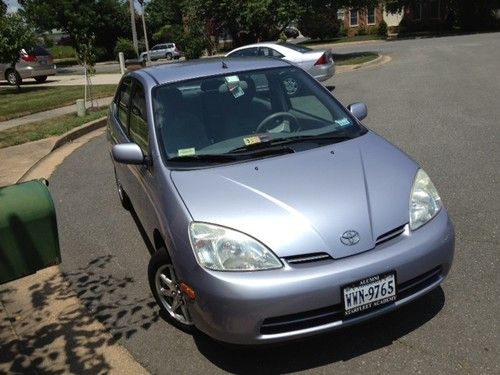 2002 toyota prius base sedan 4-door 1.5l great condition!