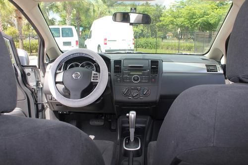 Used Nissan Versa >> Find used 2009 Nissan Versa SL Hatchback 4-Door 1.8L ... Used Nissan Versa >> Find used 2009 Nissan Versa SL Hatchback 4-Door 1.8L ...