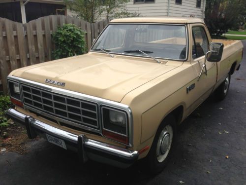 1981 dodge ram d250 pickup truck, original paint,