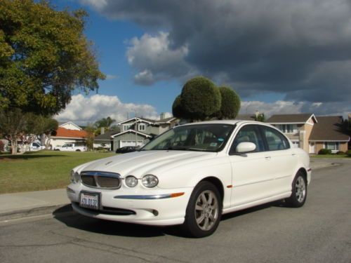 04 jaguar x awd 4wd rare*5speed*mpg*clean*1 owner!! maint records*new tires!!@@