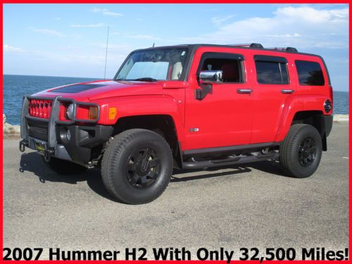 Stunning red 2007 hummer h3! only 32,500 miles! value-priced 3.7 liter engine!