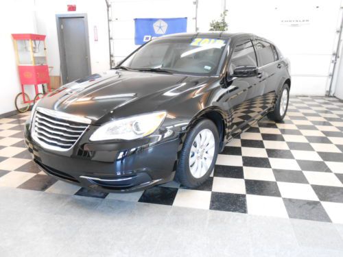 2013 chrysler 200 touring 20k no reserve salvage rebuildable damaged  repairable