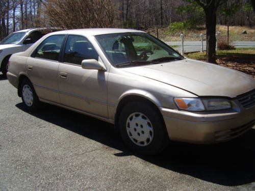 1997 toyota camry le