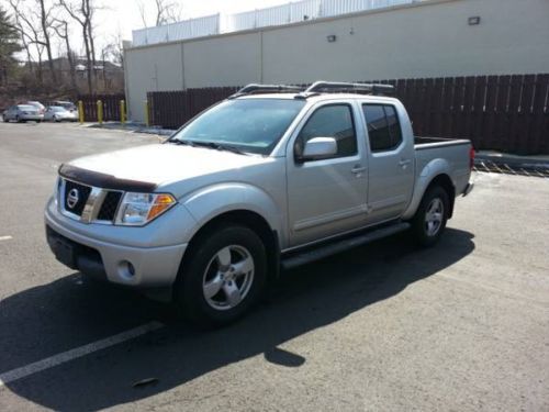 2006 frontier se 4dr crew cab 4x4 4wd clean carfax alloy wheels