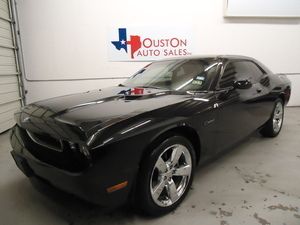 Carfax certified!! 2009 dodge challenger rt hemi leather!! showroom conditions!!