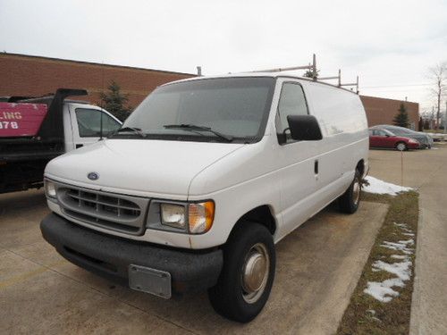 2002 ford e-250 econoline base standard cargo van 2-door 5.4l