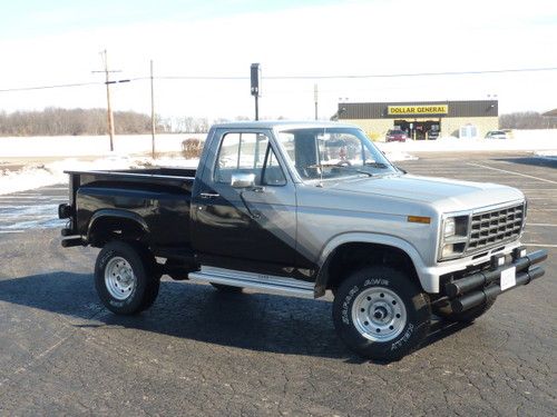 1980 ford f150 step-side 4x4 regular cab