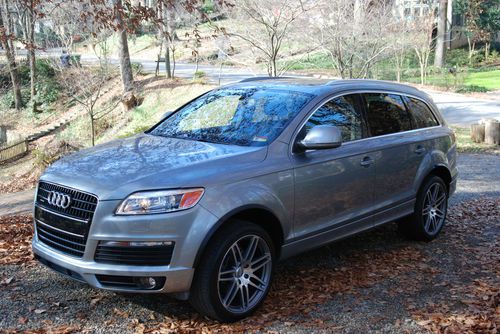 2008 audi q7 premium s-line package, nav, 21" tires, 3rd row, great condition