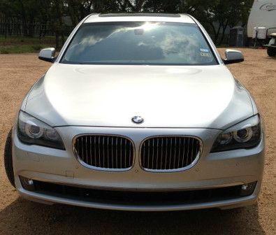 Low mileage, silver, 740li, exended back seat,