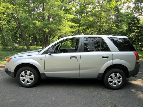 2004 saturn vue with front wheel drive and no reserve
