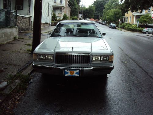1989 mercury grand marquis gs base 4-door sedan-less than 141,000 miles