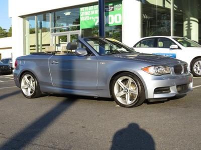 2010 bmw 135i convertible premium package/cold weather package/heated seats