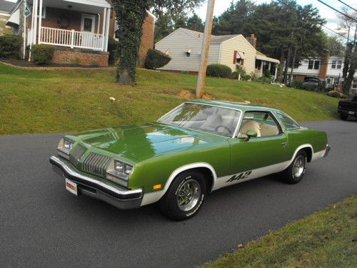 1976 olds 442 rare 5 speed, cool color combination, documented original w29 nice