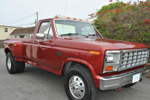 Ford f350 truck dually diesel (113k miles) excellent condition!!!