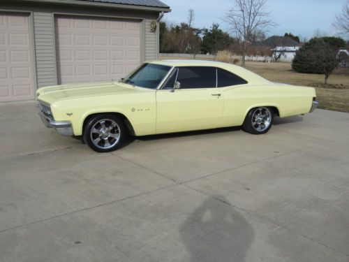 1966 chevrolet impala, original, cruzer, lead slead, low rider, good driving car
