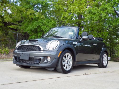No reserve 5 days 2011 s convertible automatic off lease only16k mi warranty