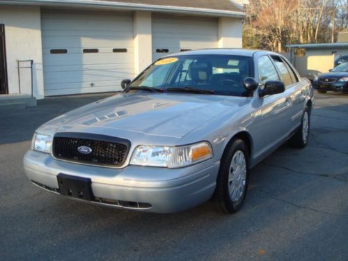 2011 ford crown victoria
