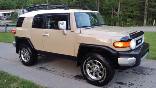 2011 toyota fj cruiser base sport utility 4-door 4.0l