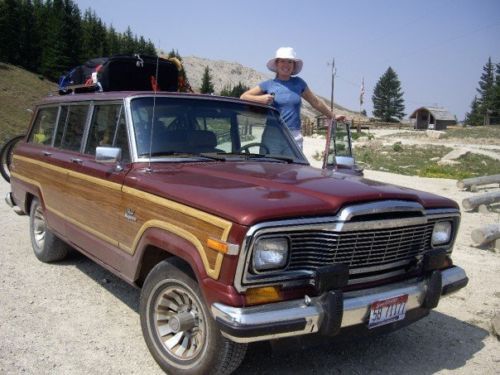 1985 jeep grand wagoneer limited sport utility 4-door 5.9l