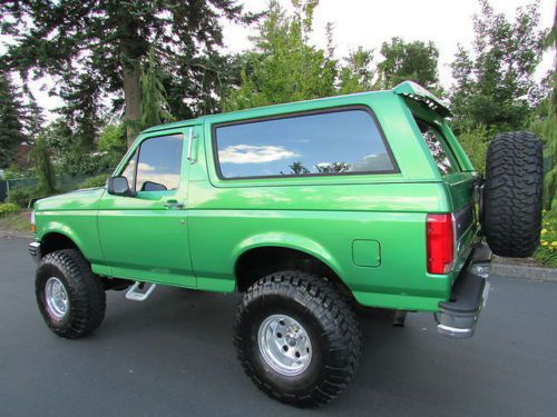 Ford bronco &#034;green machine&#034; 37&#034; tires , lifted, rust free body