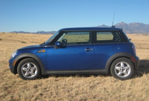 2007 mini cooper, 2 dr. hatchback, blue metallic, 34,227 miles, very good cond.