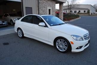2009 c300 4 matic  only 32k miles loos runs and drives great no reserve