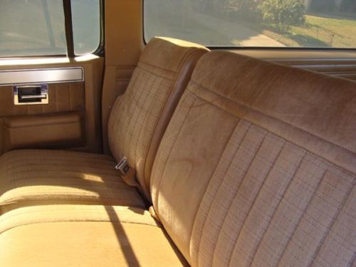 Purchase used 1984 Chevrolet Suburban 2500 Low Miles in ... Purchase used 1984 Chevrolet Suburban 2500 Low Miles in ...