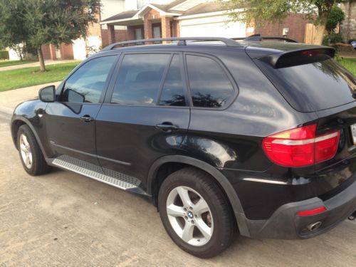 2008 bmw x5, towing package, heated seats, running boards, in perfect condtion!