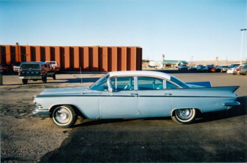 1959 buick lasabre 4 dr  with 28,000 original miles