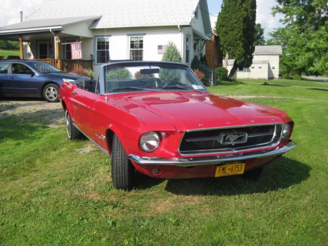 Ford mustang 2 dr convertible candy apple red