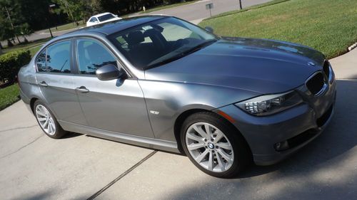 Awesome 2011 bmw 328i 4-door 3.0l, only 17,000 miles no reserve!!