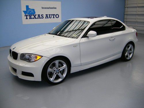 We finance!!!  2011 bmw 135i coupe twin-turbo roof nav 6-speed xenon carbon fibe