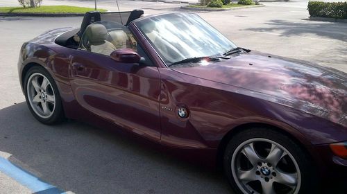 2004 bmw z4 2.5i convertible 2-door 2.5l  burgundy / red  with tan leather