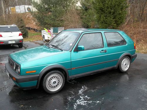 1992 volkswagen golf gti 16-valve hatchback 2-door 2.0l