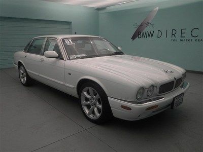 Jaguar xjr base 2001 sedan 4-door white 52,853 miles 4.0l 370 horsepower v8